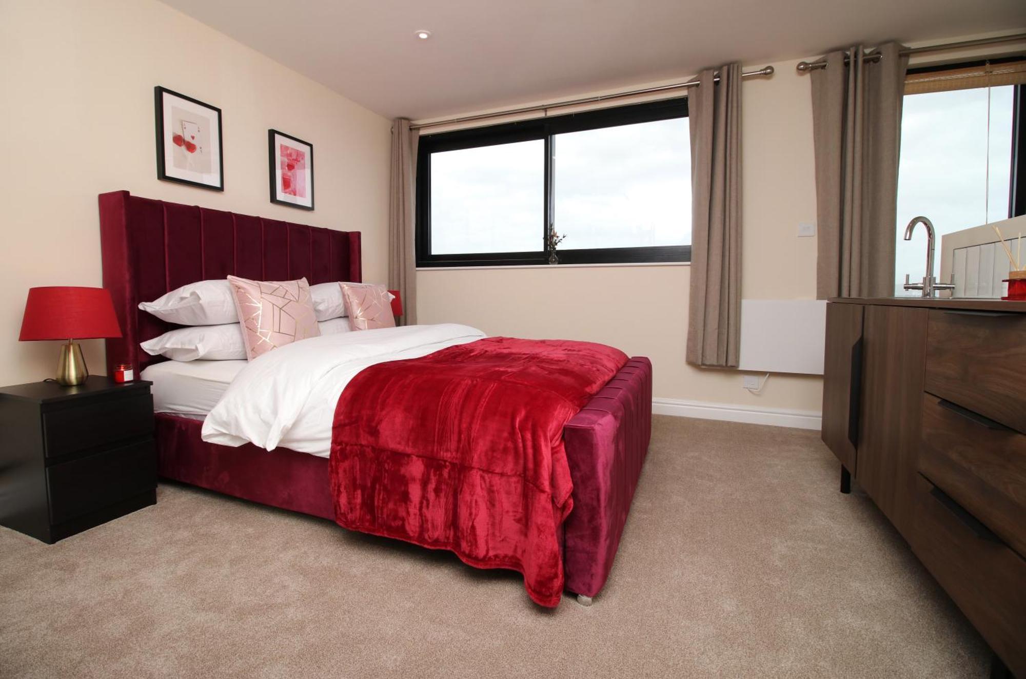 Luxury 4 Bedroom 4 Ensuite Home In Penarth Cardiff Exterior foto